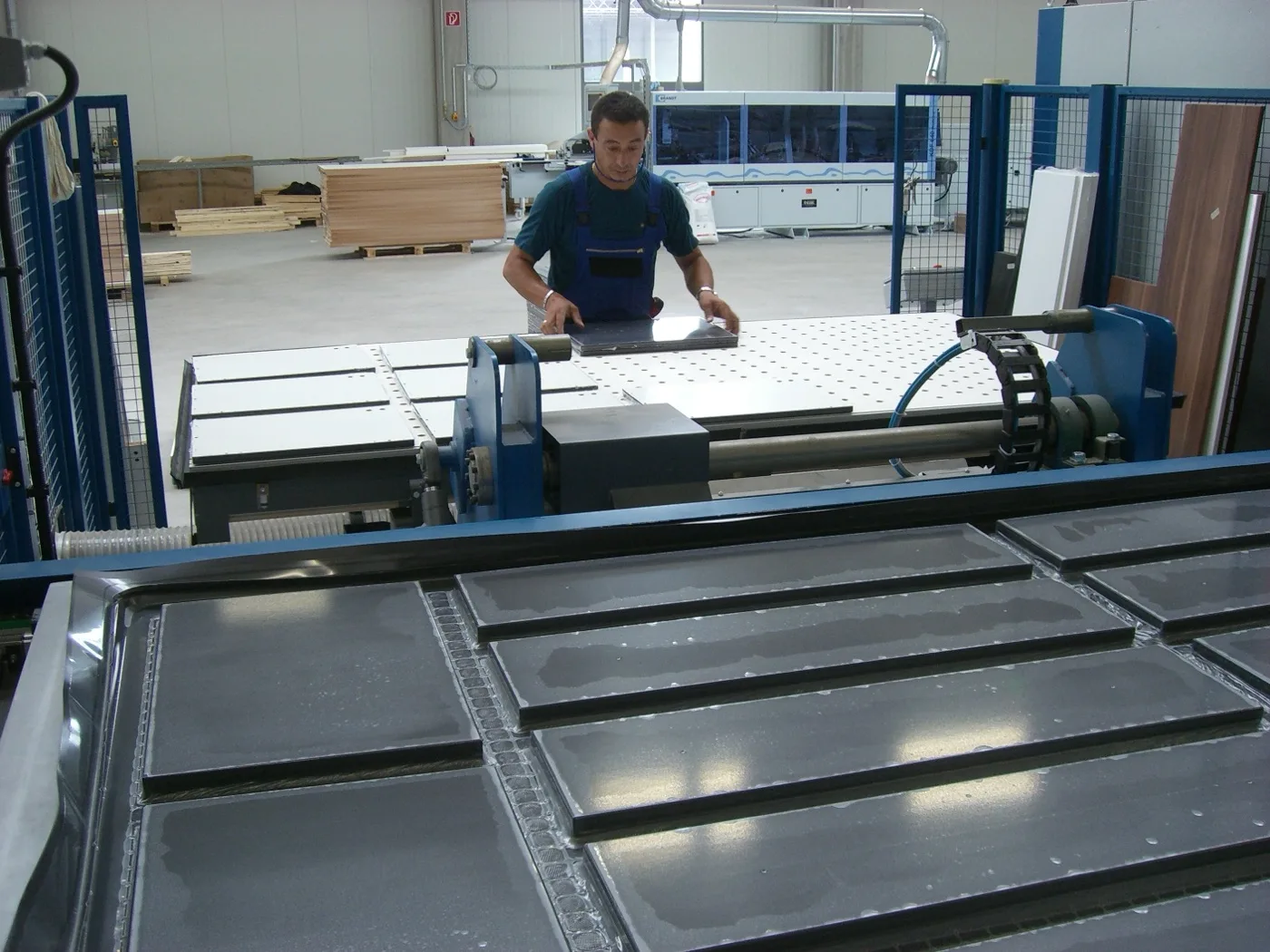 Membranpresse in einer Produktionsumgebung